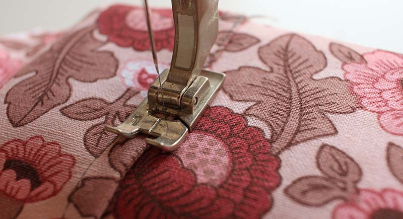 Flat Felled Seam - sewing tutorial for sewing beginners