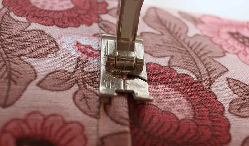 Flat Felled Seam - sewing tutorial for sewing beginners