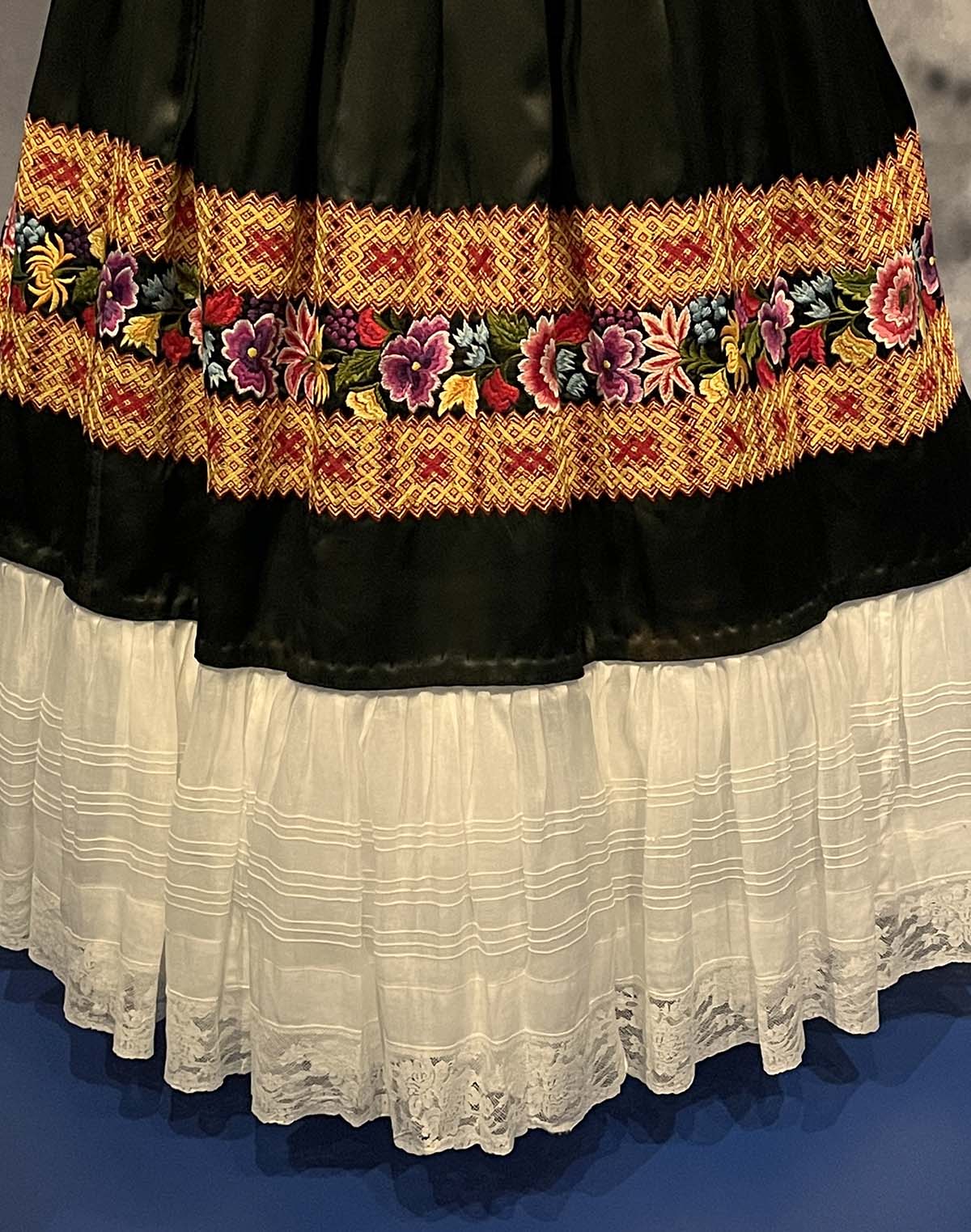 The embroidered skirt
