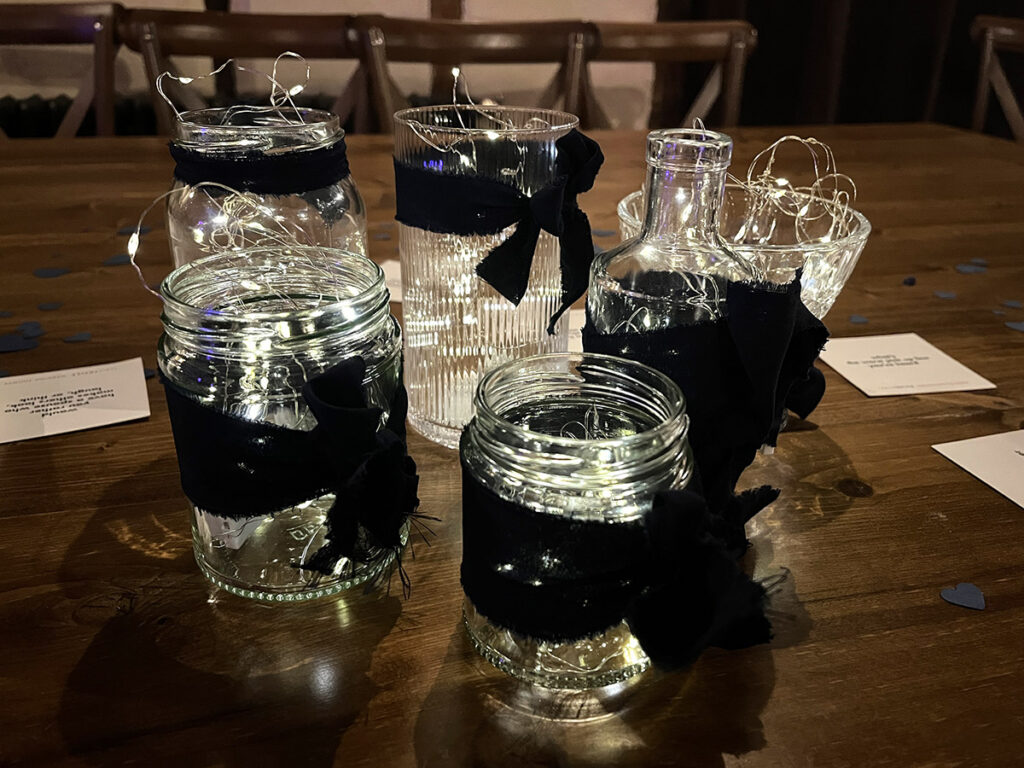 DIY table decorations ate the wedding reception venue