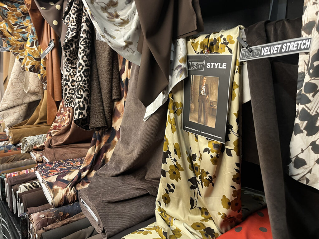 Lots of fabric variety at the Stoffen Spektakel in autumn 2026